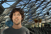 „Tin Men And The Telephone Pianist Tony Roe (©Foto: Martin Schmitz)